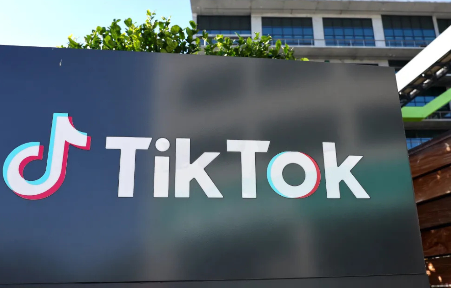 TikTok – QT